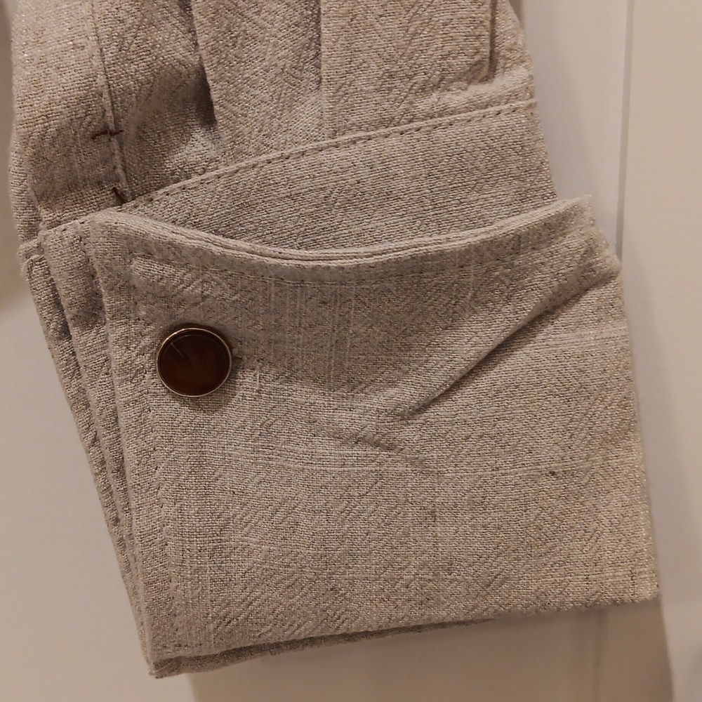 NWT, JLUX Label Linen Top - Picture 4 of 9